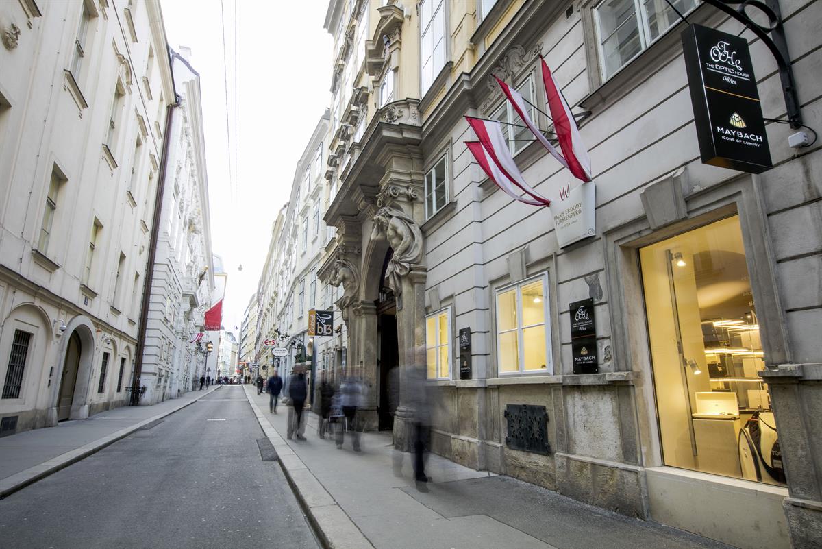 Grand Opening im Palais Erdödy-Fürstenberg - Erster MAYBACH Flagship-Store in Österreich eröffnet