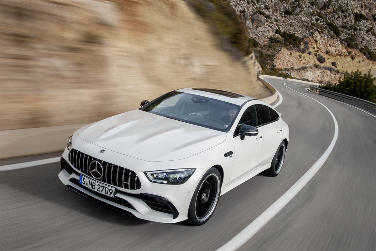 Familienzuwachs: Neues viertüriges Coupé von Mercedes-AMG 