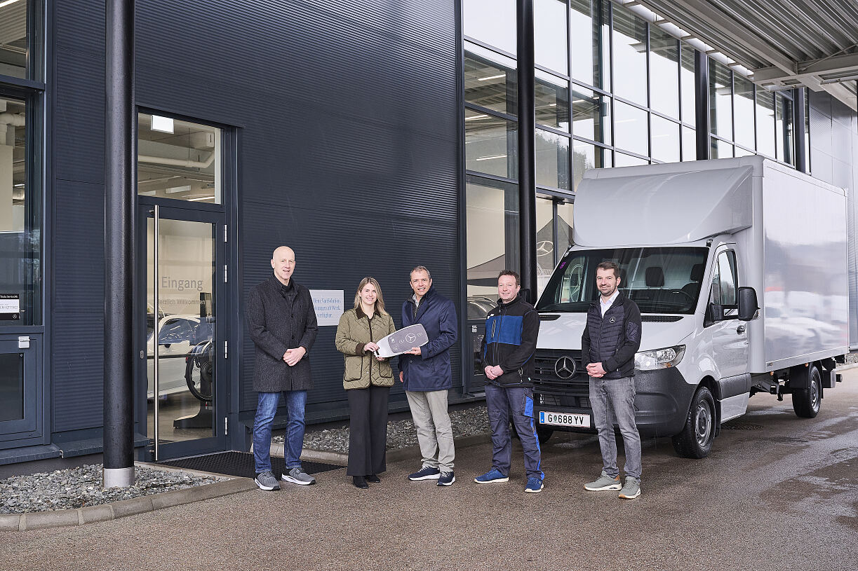 Fahrzeugübergabe Sprinter VanSolution @KAGes