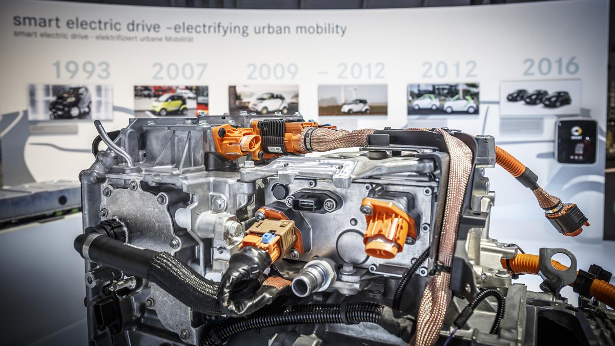 Daimler investiert massiv in grüne Antriebstechnologien