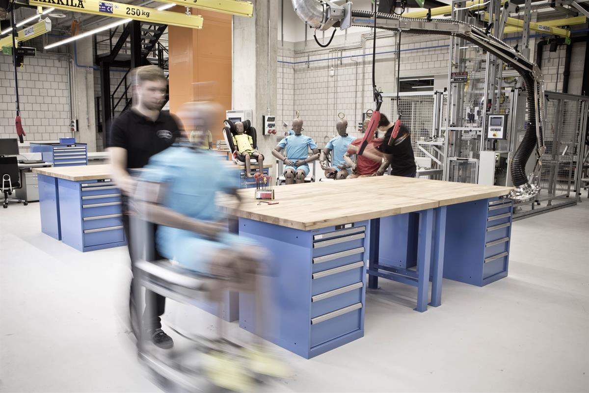 Das neue Technologiezentrum Fahrzeugsicherheit (TFS)