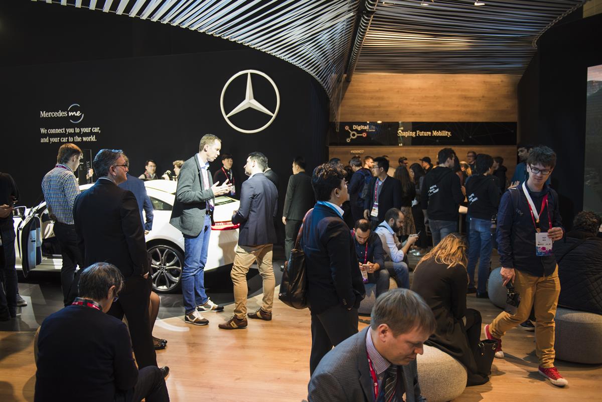 Mercedes-Benz auf dem Mobile World Congress 2017 - Digitalisierung als Stellhebel für die Zukunft 