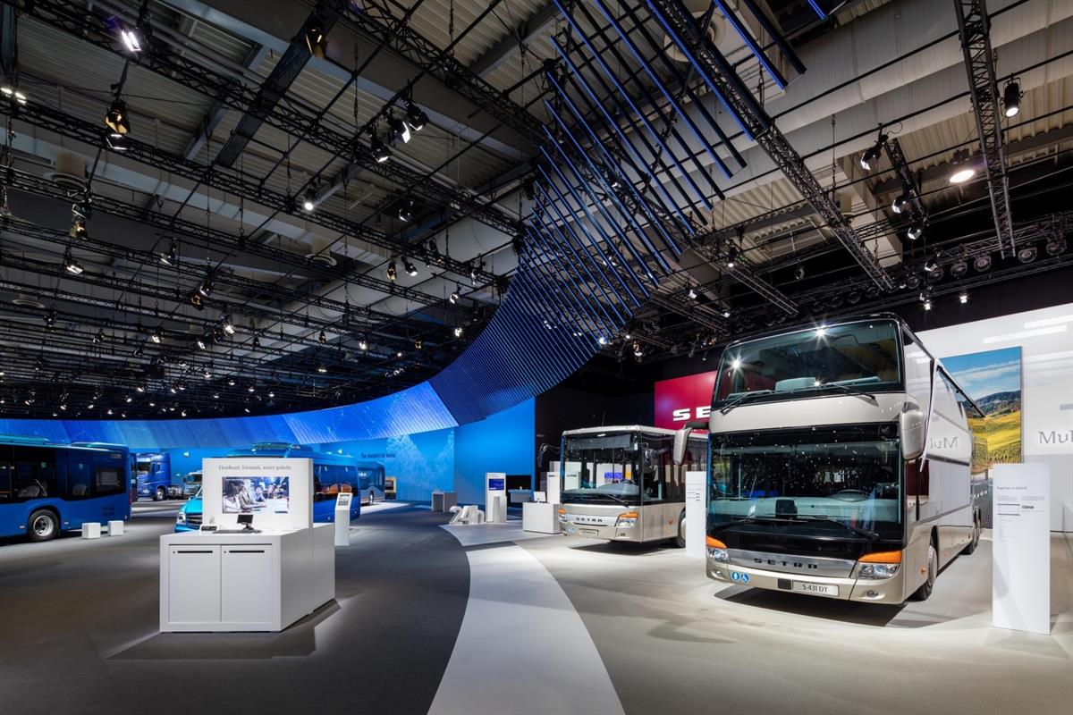 Daimler Nutzfahrzeuge mit zwei renommierten Kommunikationspreisen ausgezeichnet 
