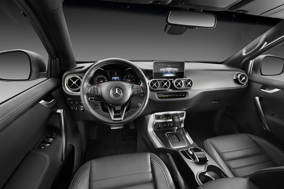Mercedes-Benz X-Klasse ab sofort bestellbar - Pickup trifft Lifestyle: Publikumspremiere der neuen X-Klasse
