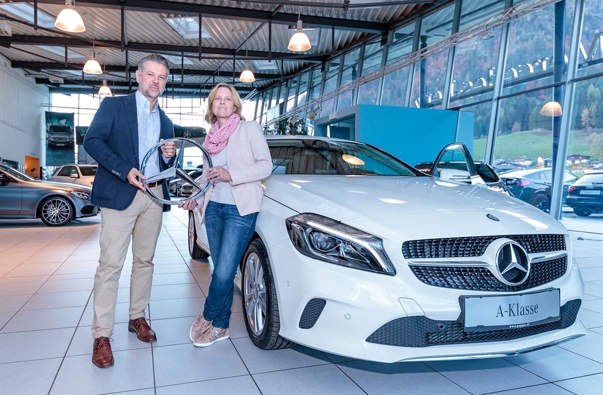 Österreichs beste Autofahrerin gewinnt neue A-Klasse