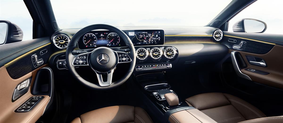 Genfer Autosalon 2018: Mercedes-Benz C-Klasse - mehr Technik nach