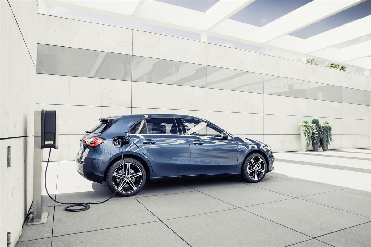 Mercedes-Benz Breites Angebot an Plug-in-Hybriden der dritten Generation EQ Power erstmals auch für A- und B-Klasse