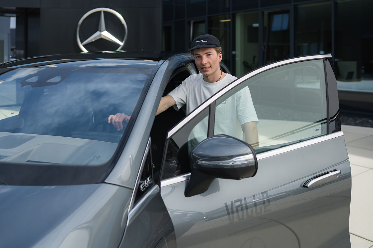 Von der Schneespur zur Elektrospur Mercedes-Benz Österreich unterstützt Freeride-Profi Valentin Rainer als Hauptsponsor und Mobilitätspartner