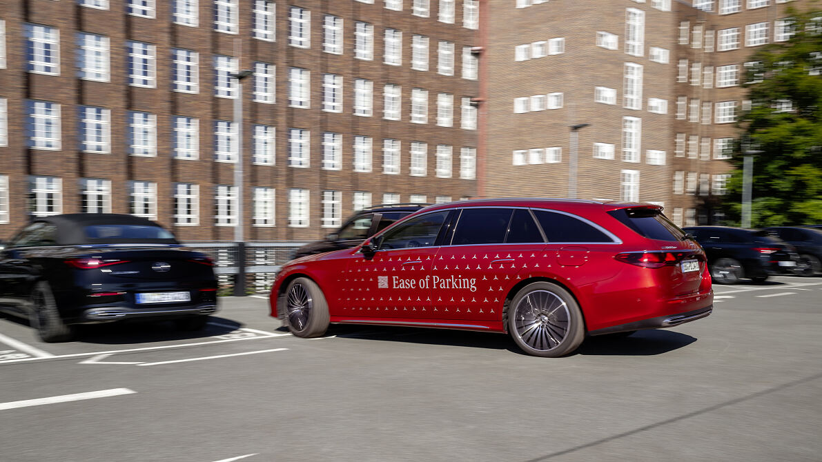 Mercedes-Benz verbessert automatisiertes Parken