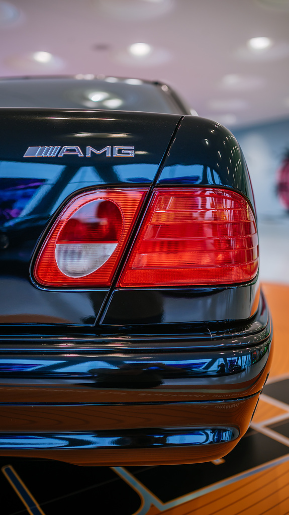 Seltene Hochleistungslimousine der 1990er: Der Mercedes-Benz E 60 AMG in der Sonderausstellung „Youngtimer“