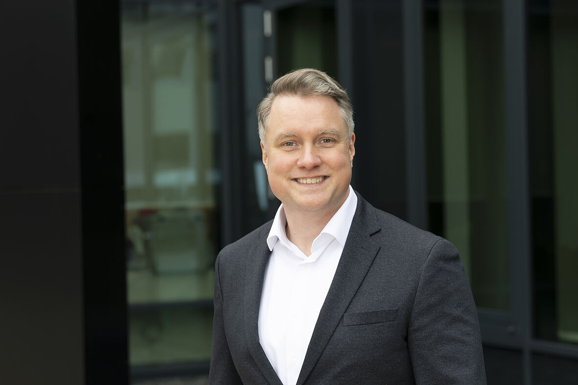 Mercedes-Benz_David_Nogossek_04